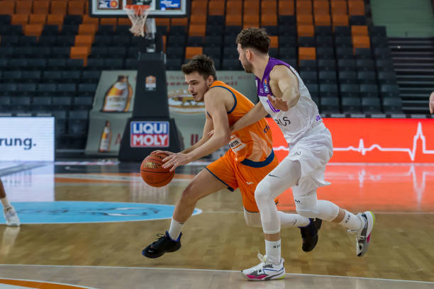 对于一个职 对于一个职